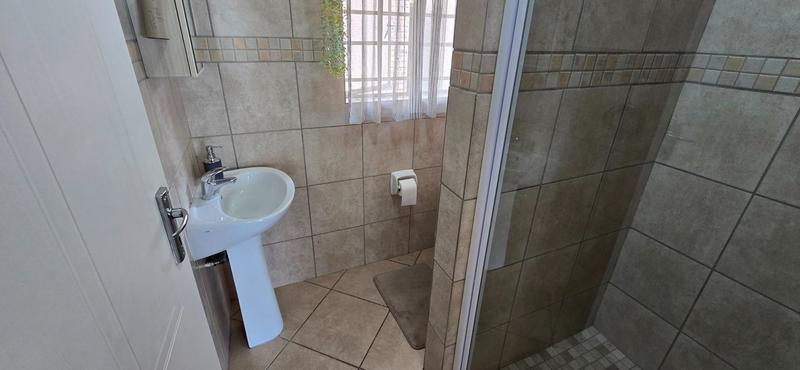 2 Bedroom Property for Sale in Montana Gauteng