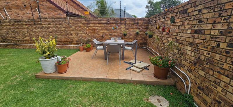 2 Bedroom Property for Sale in Montana Gauteng