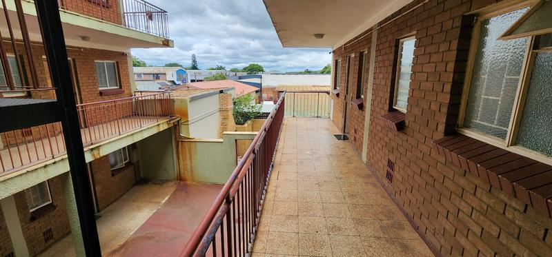 2 Bedroom Property for Sale in Pretoria North Gauteng