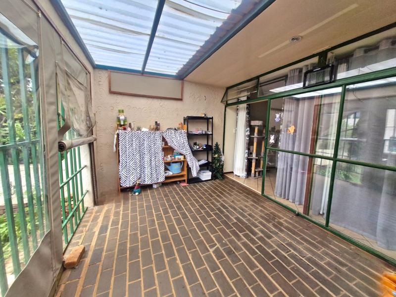 3 Bedroom Property for Sale in Sinoville Gauteng