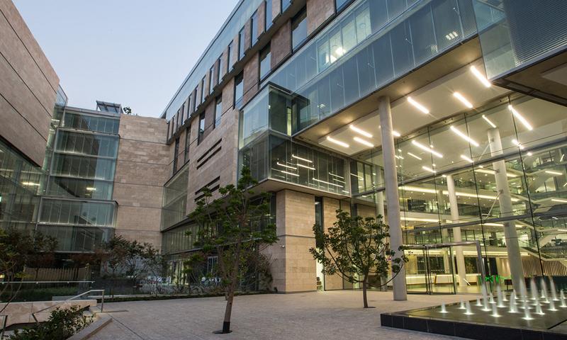 To Let commercial Property for Rent in Sandhurst Gauteng