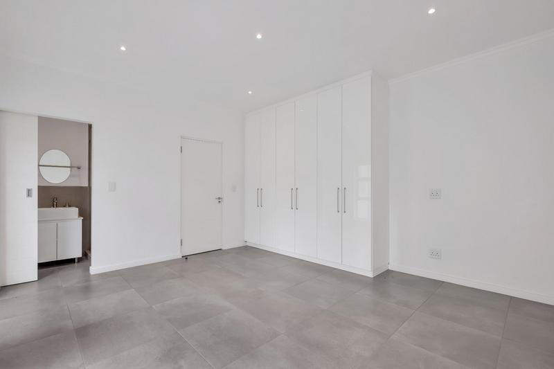 3 Bedroom Property for Sale in Bryanston Gauteng