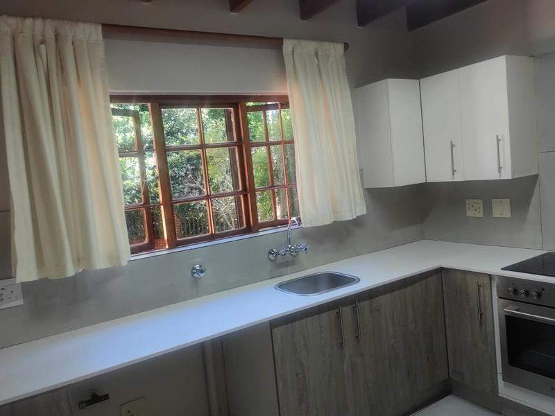 To Let 4 Bedroom Property for Rent in Faerie Glen Gauteng