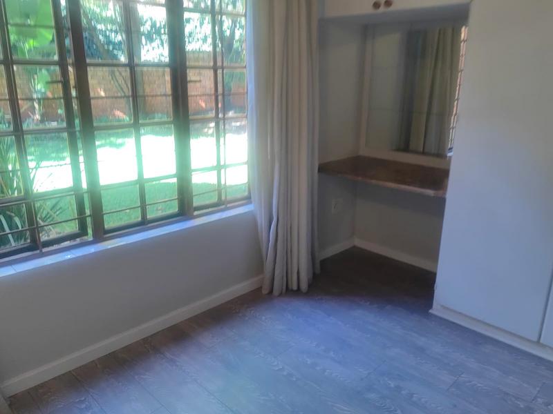 To Let 4 Bedroom Property for Rent in Faerie Glen Gauteng
