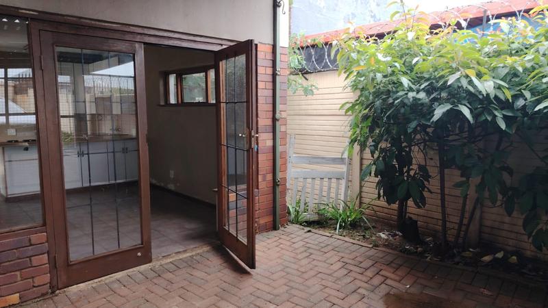 To Let 1 Bedroom Property for Rent in Discovery Gauteng
