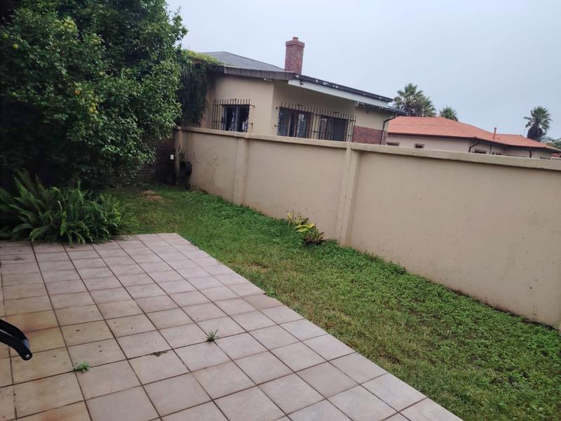 To Let 1 Bedroom Property for Rent in Discovery Gauteng