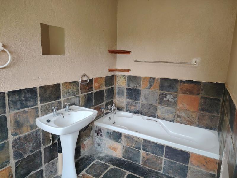 To Let 1 Bedroom Property for Rent in Discovery Gauteng