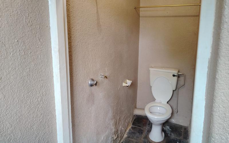 To Let 1 Bedroom Property for Rent in Discovery Gauteng