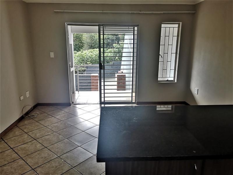 2 Bedroom Property for Sale in Florida Glen Gauteng
