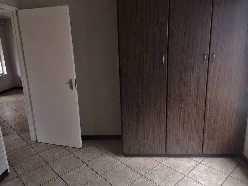 2 Bedroom Property for Sale in Florida Glen Gauteng