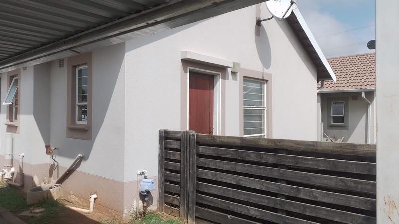 2 Bedroom Property for Sale in Aureus Gauteng