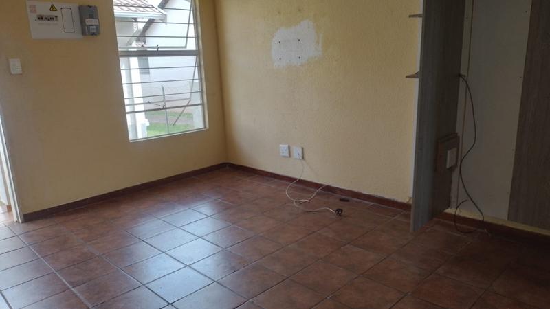 2 Bedroom Property for Sale in Aureus Gauteng