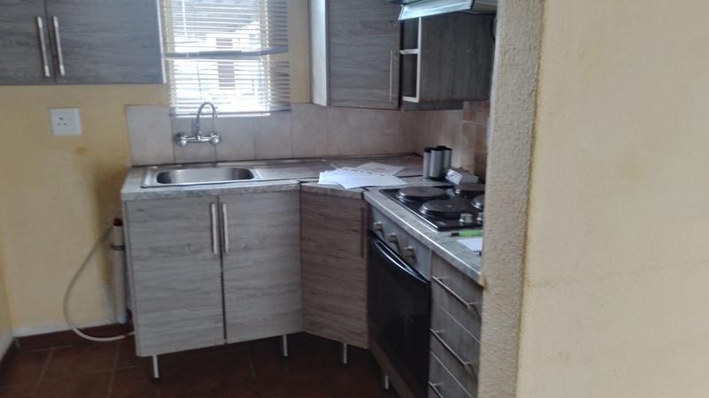 2 Bedroom Property for Sale in Aureus Gauteng
