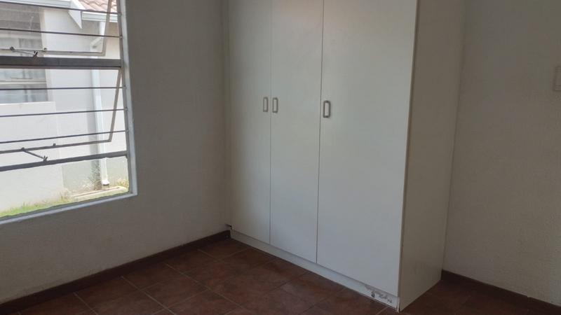 2 Bedroom Property for Sale in Aureus Gauteng