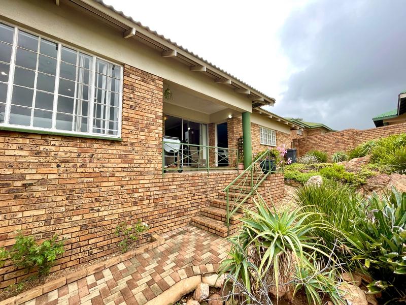 3 Bedroom Property for Sale in Kenmare Gauteng