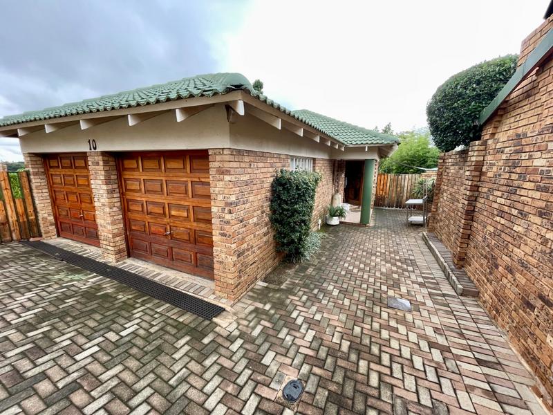 3 Bedroom Property for Sale in Kenmare Gauteng
