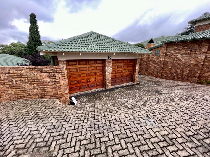 3 Bedroom Property for Sale in Kenmare Gauteng