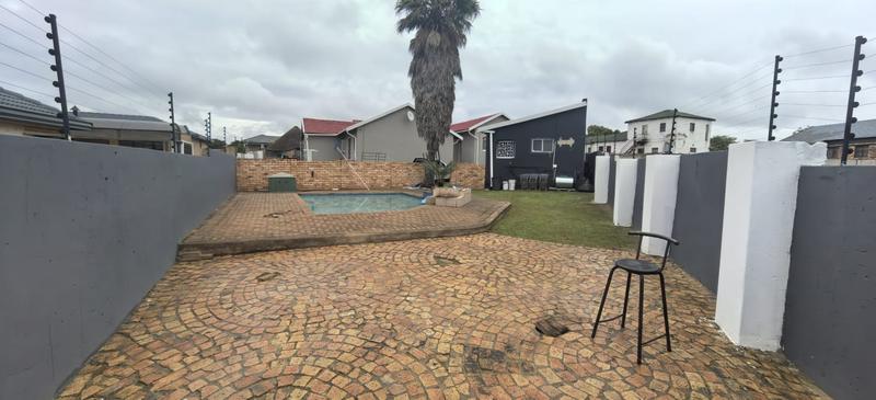3 Bedroom Property for Sale in Mindalore Gauteng