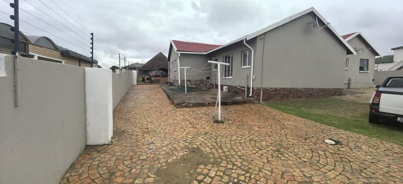 3 Bedroom Property for Sale in Mindalore Gauteng