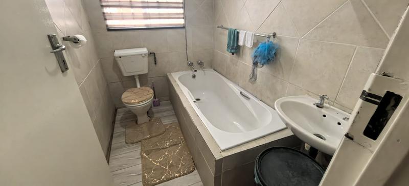 3 Bedroom Property for Sale in Mindalore Gauteng