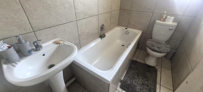3 Bedroom Property for Sale in Mindalore Gauteng