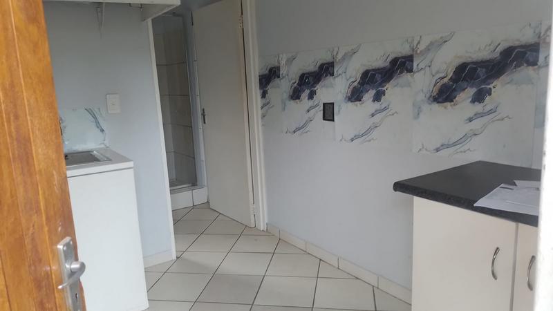1 Bedroom Property for Sale in Randfontein Central Gauteng