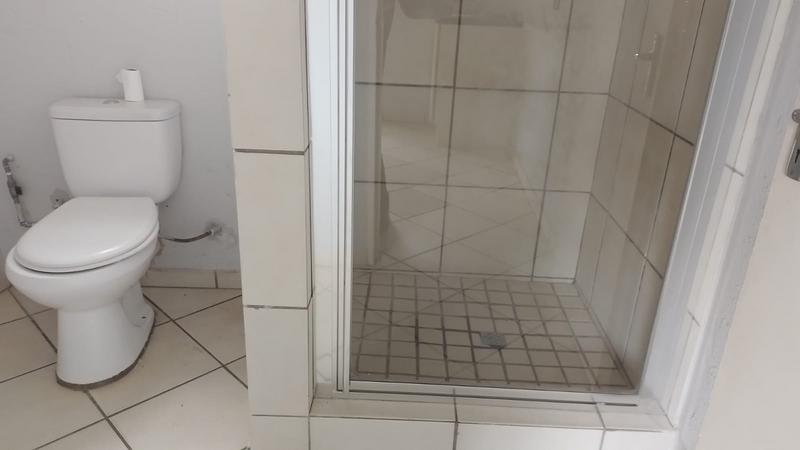 1 Bedroom Property for Sale in Randfontein Central Gauteng
