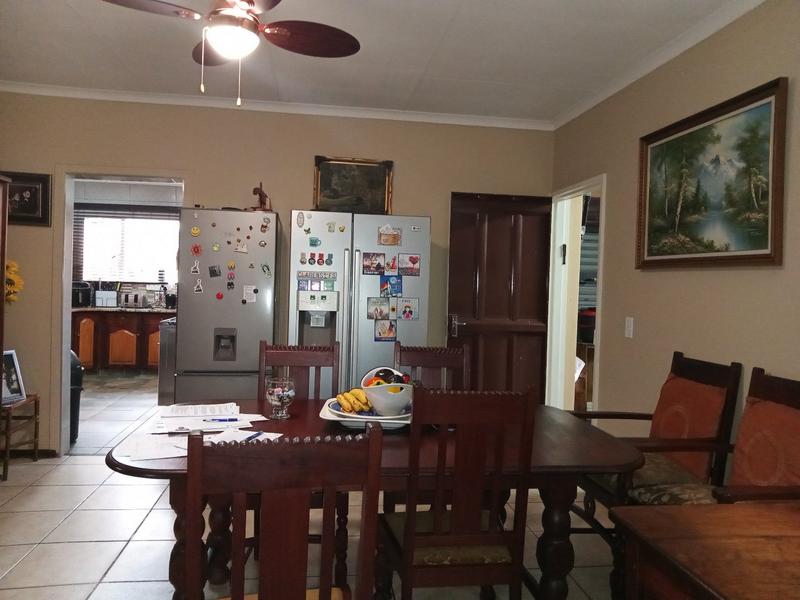 5 Bedroom Property for Sale in Randpoort Gauteng