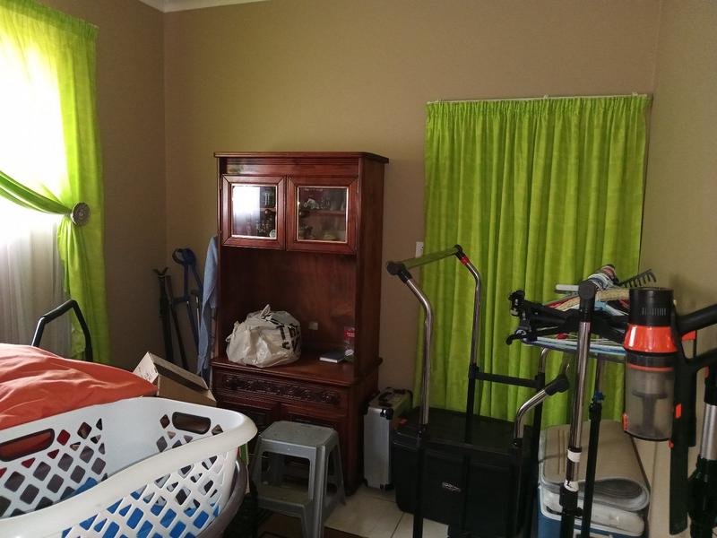 5 Bedroom Property for Sale in Randpoort Gauteng