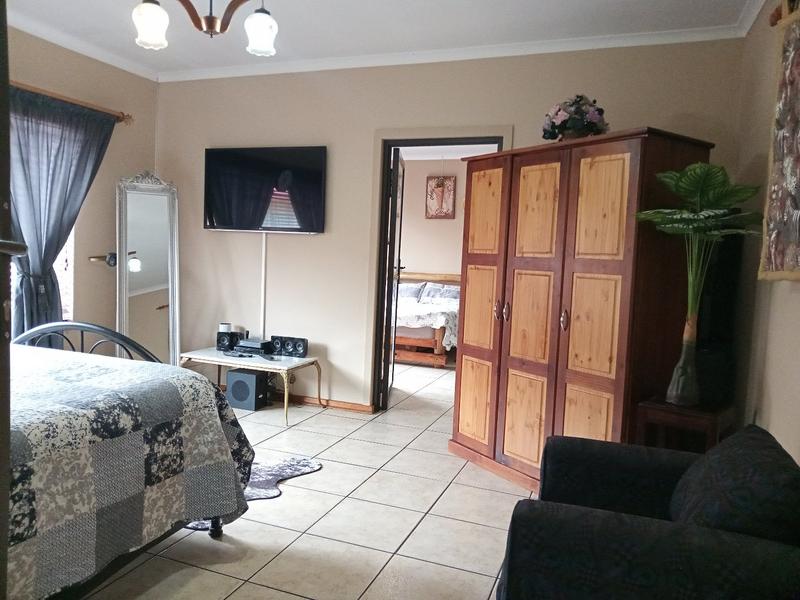5 Bedroom Property for Sale in Randpoort Gauteng