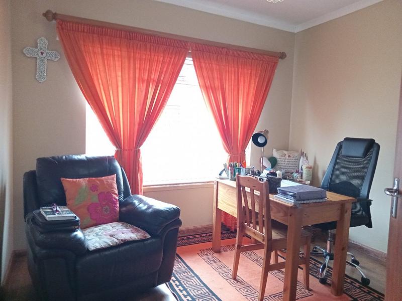 5 Bedroom Property for Sale in Randpoort Gauteng