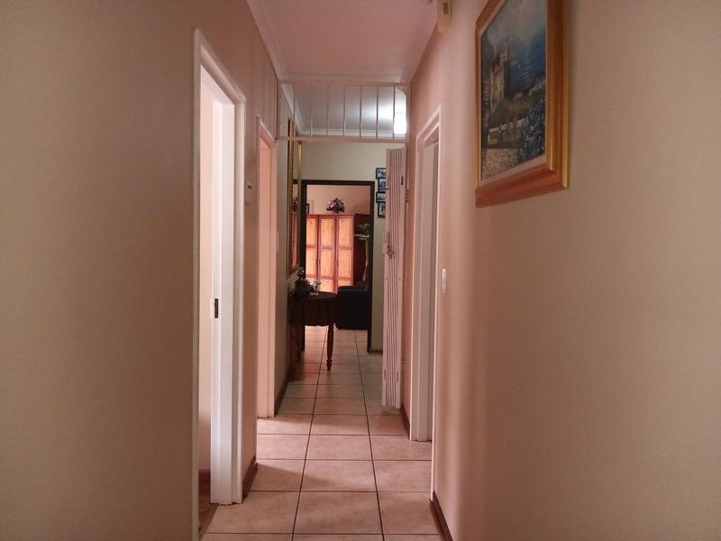 5 Bedroom Property for Sale in Randpoort Gauteng