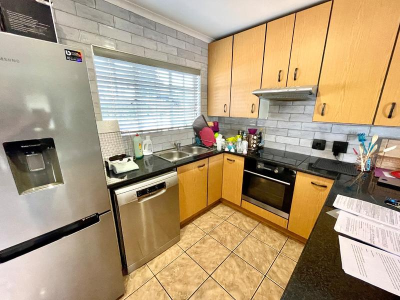 3 Bedroom Property for Sale in Rangeview Gauteng