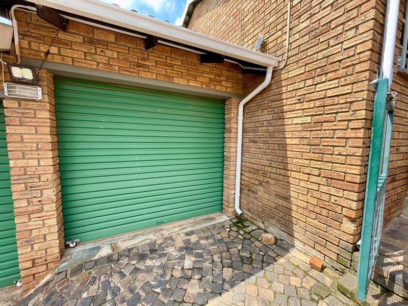 3 Bedroom Property for Sale in Rangeview Gauteng