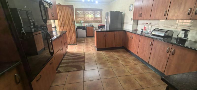 3 Bedroom Property for Sale in Roodepoort Central Gauteng