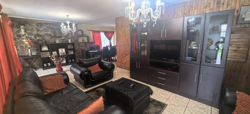 3 Bedroom Property for Sale in Roodepoort Central Gauteng