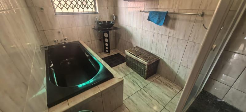 3 Bedroom Property for Sale in Roodepoort Central Gauteng