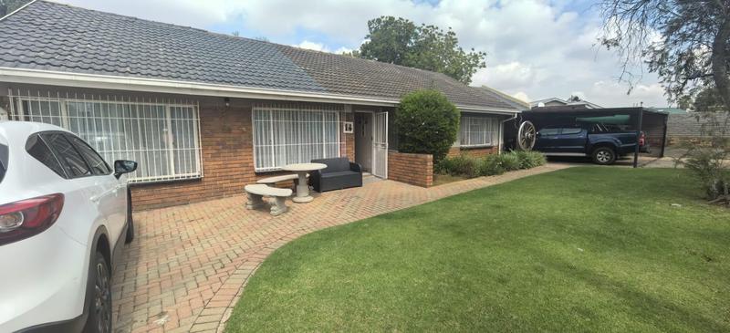 3 Bedroom Property for Sale in Witpoortjie Gauteng