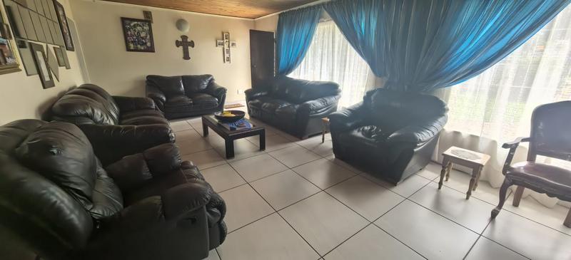3 Bedroom Property for Sale in Witpoortjie Gauteng