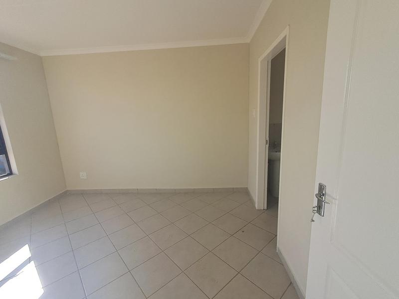 3 Bedroom Property for Sale in Crystal Park Gauteng