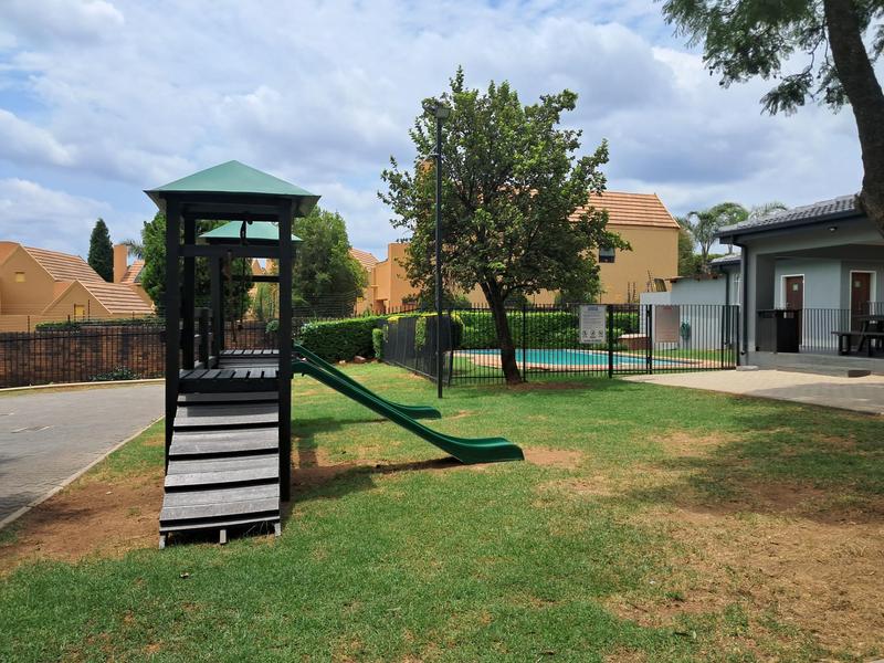 2 Bedroom Property for Sale in Boskruin Gauteng