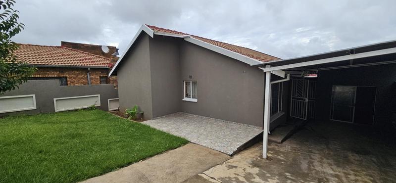 3 Bedroom Property for Sale in Atteridgeville Gauteng