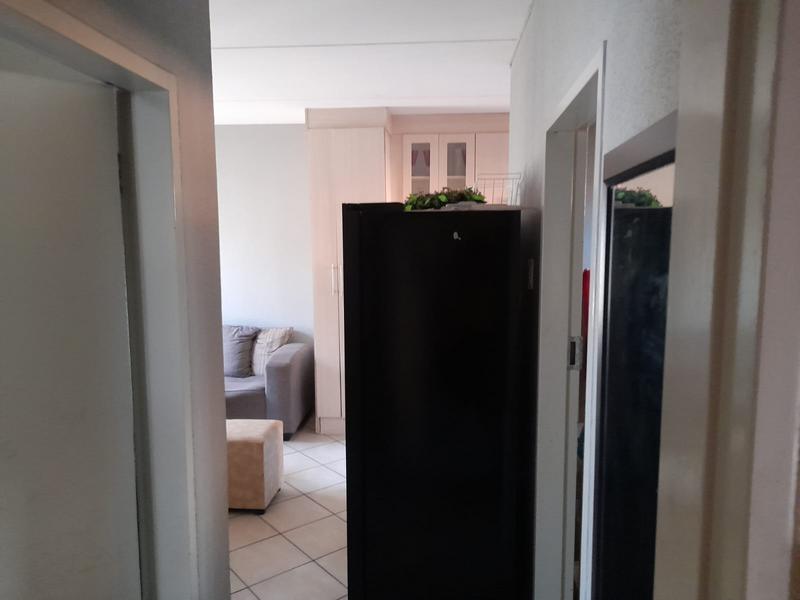 2 Bedroom Property for Sale in Lotus Gardens Gauteng