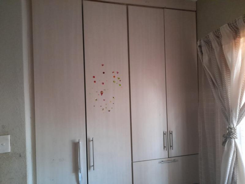 2 Bedroom Property for Sale in Lotus Gardens Gauteng