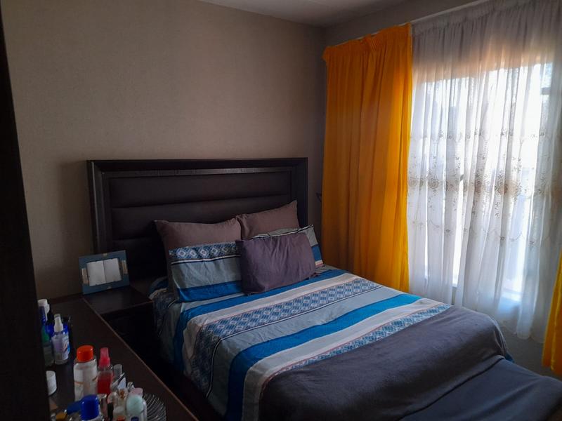 2 Bedroom Property for Sale in Lotus Gardens Gauteng