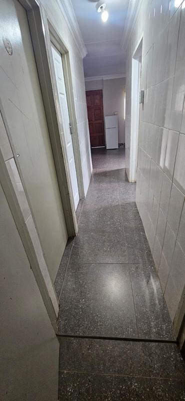 5 Bedroom Property for Sale in Lotus Gardens Gauteng