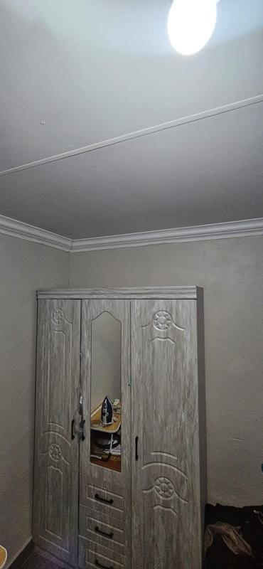 5 Bedroom Property for Sale in Lotus Gardens Gauteng