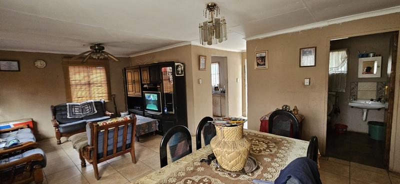 3 Bedroom Property for Sale in Lotus Gardens Gauteng