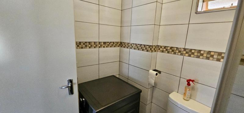 2 Bedroom Property for Sale in Lotus Gardens Gauteng