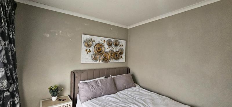 2 Bedroom Property for Sale in Lotus Gardens Gauteng